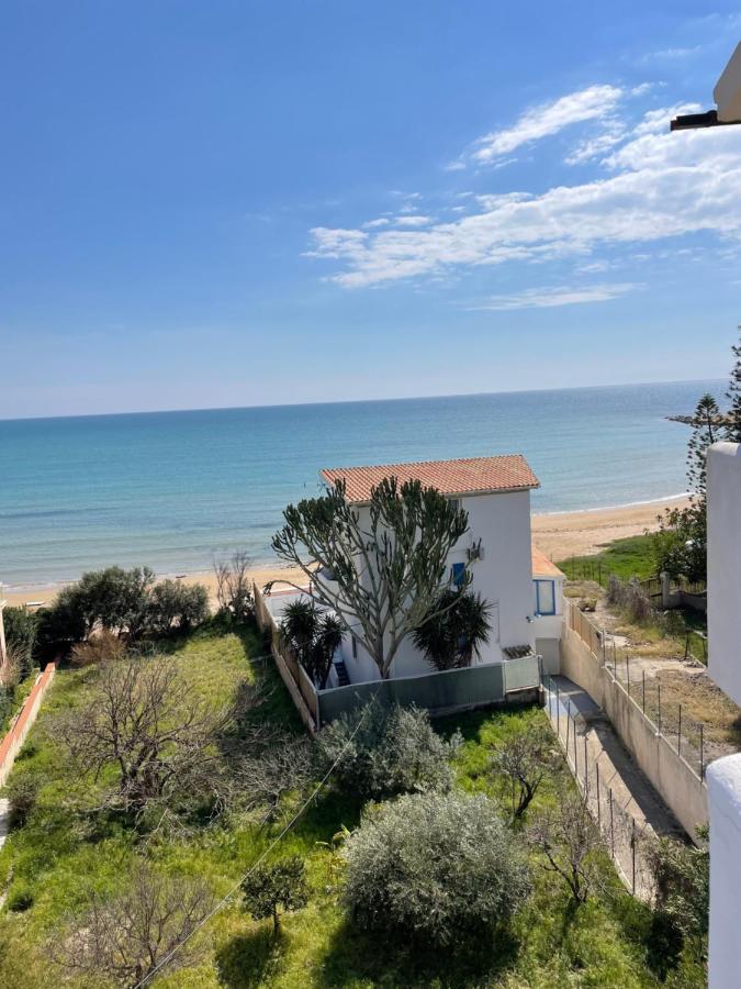 Sandy - Scala Dei Turchi *