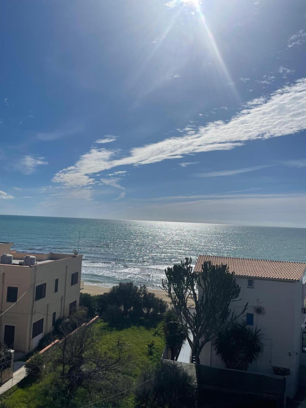 Sandy - Scala Dei Turchi
